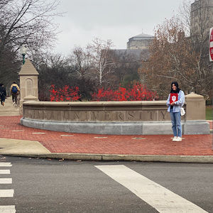 Meet your Posher, Laura